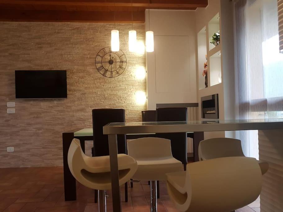 Copelia - Pool And Elegance Apartman Paratico Kültér fotó